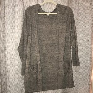 Grey cardigan with pockets!
